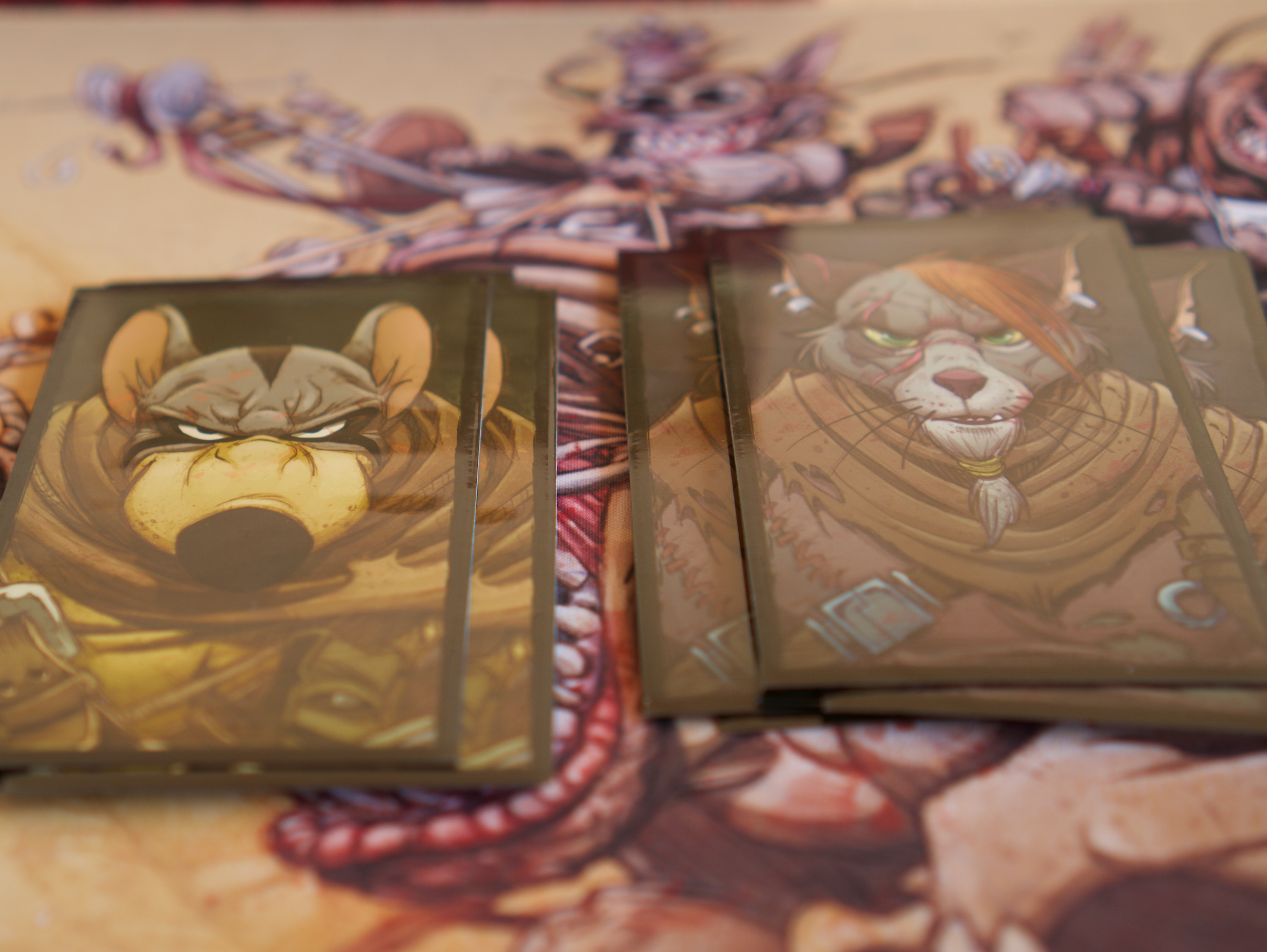 Cannibal World 150er Custom Sleeves-Pack (2 Packungen benötigt, um die Core Box komplett einzusleeven)